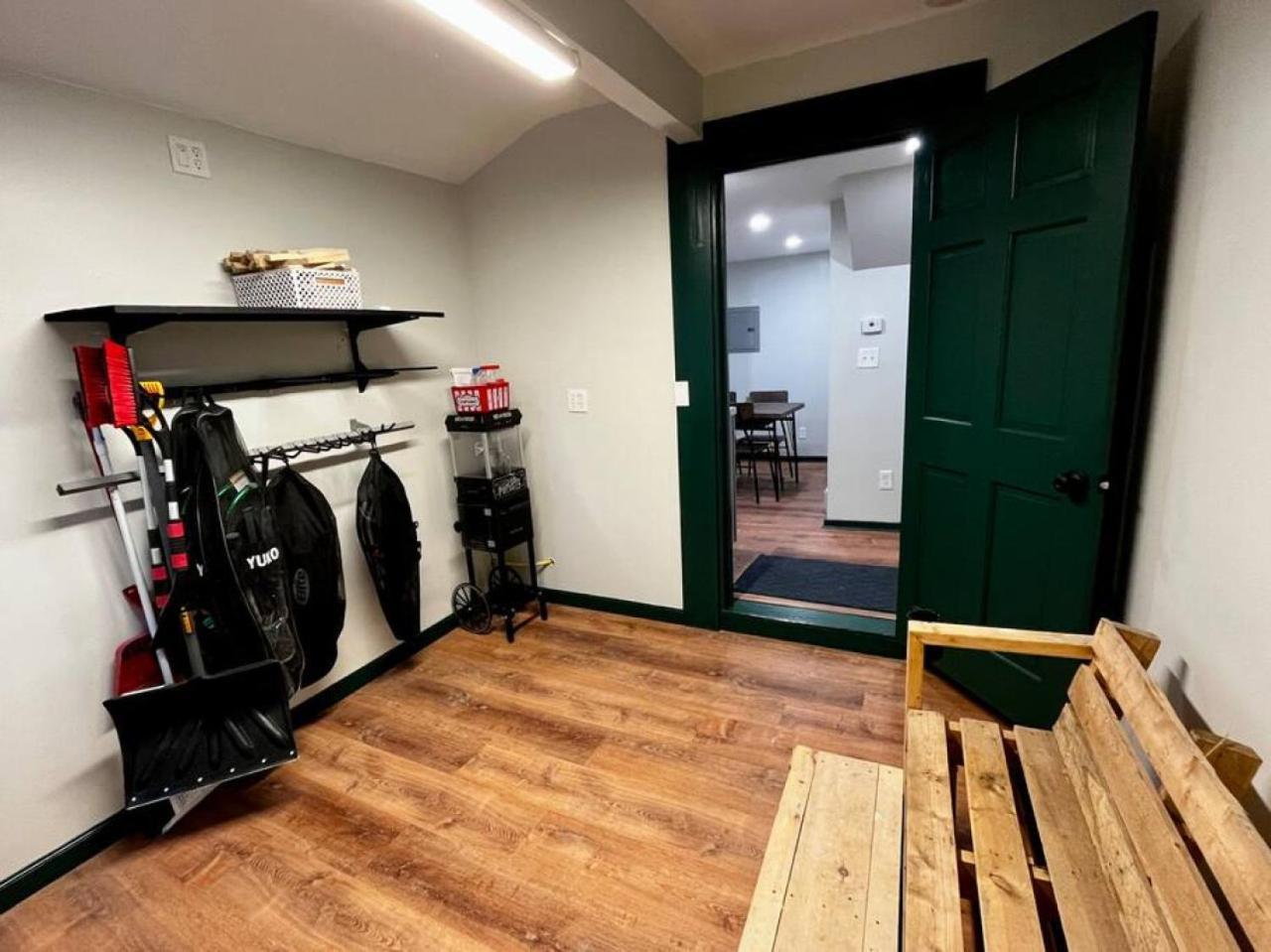 2 Bed Berkshire Getaway Minutes To Jiminy Peak Ski Ханкок Екстериор снимка